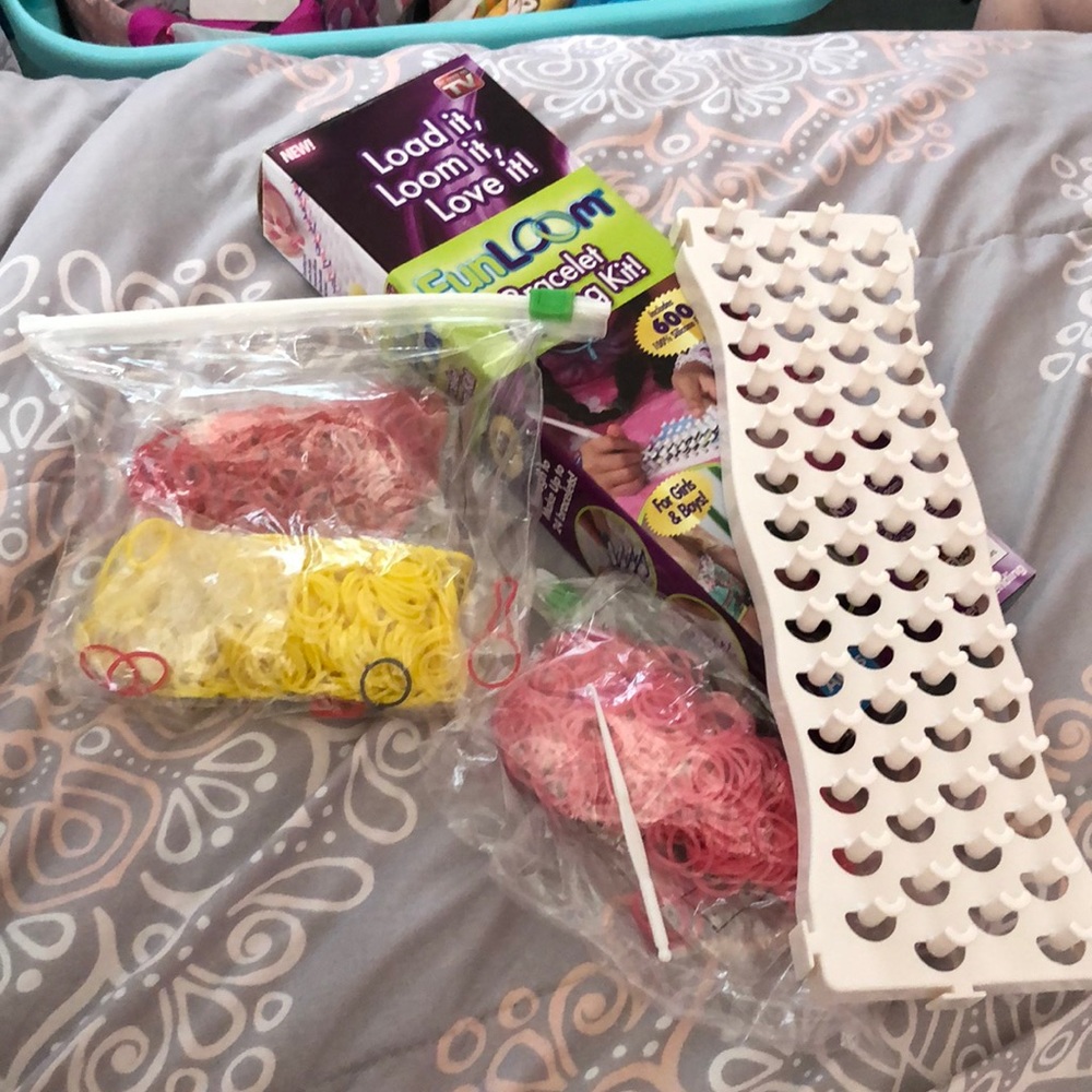 Rainbow loom set